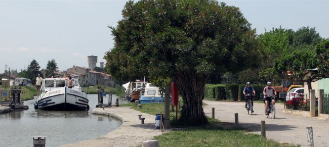 El canal du midi en bici