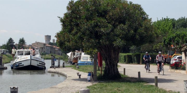 El canal du midi en bici