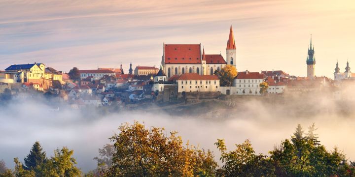 La ciudad de Znojmo en la ruta Praga Viena en bici