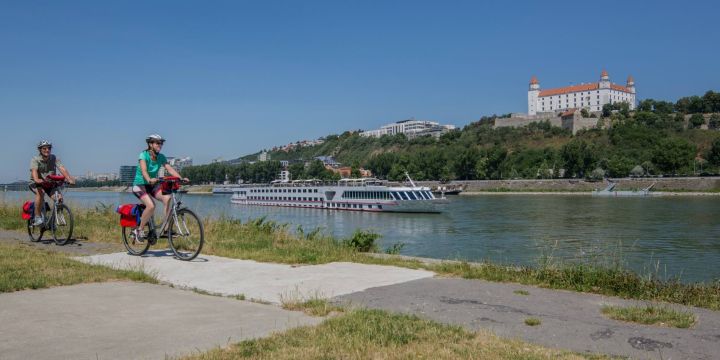 ⓒRand und reisen ruta danubio en bici y barco